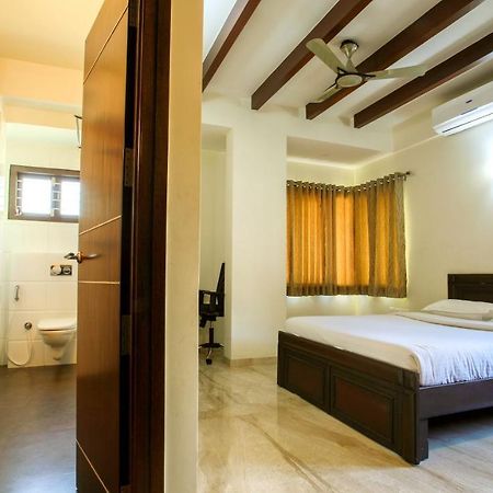 Falcon Suites Yelahanka New Town Бангалор Экстерьер фото
